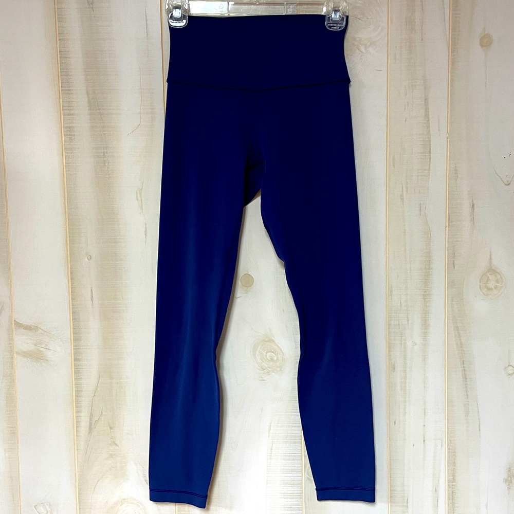 Lululemon Denim Blue Hi-Rise Cropped Leggings With Hidden Pocket Sz 4 - Picture 1 of 4